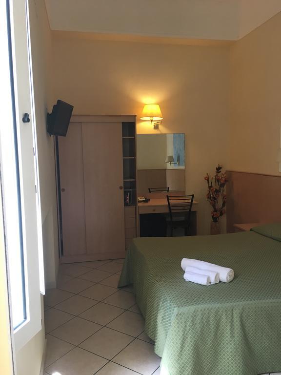 Hotel Bahia Viareggio Room photo